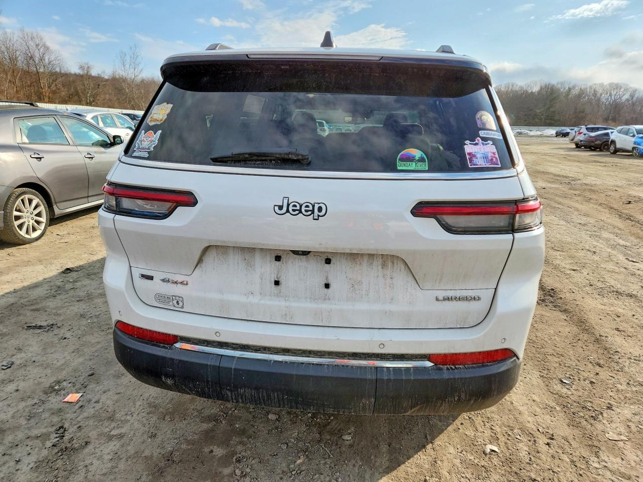 2021 Jeep Grand Cherokee L Laredo - zdjęcie 6