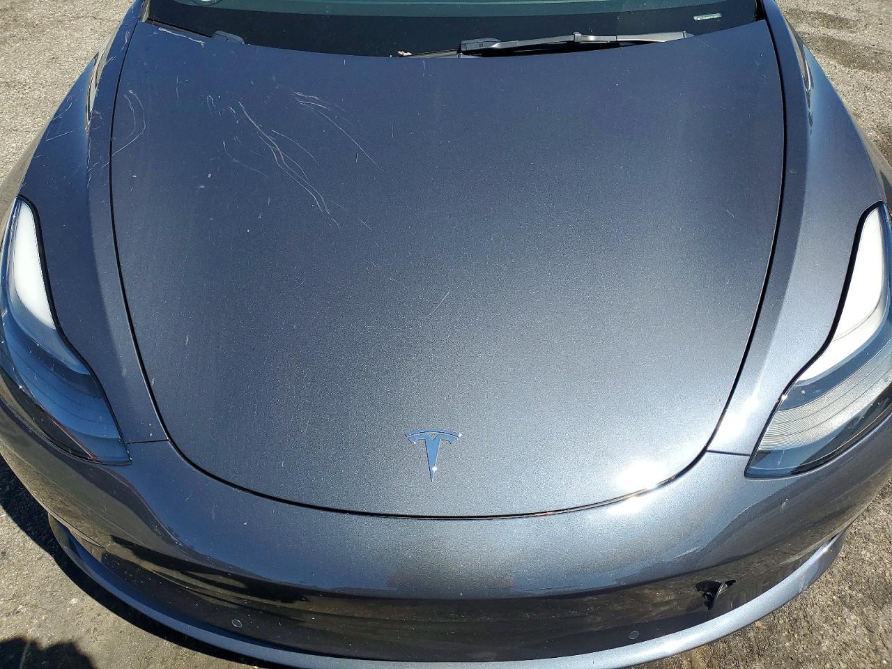 2022 Tesla Model 3 - zdjęcie 11