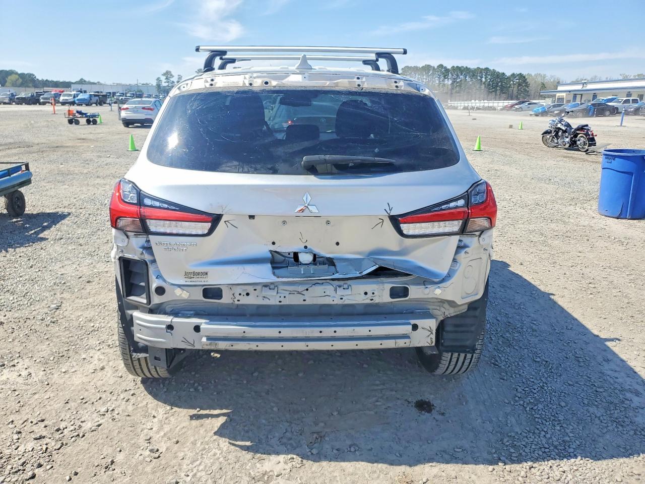 2021 Mitsubishi Outlander Sport Es - zdjęcie 6