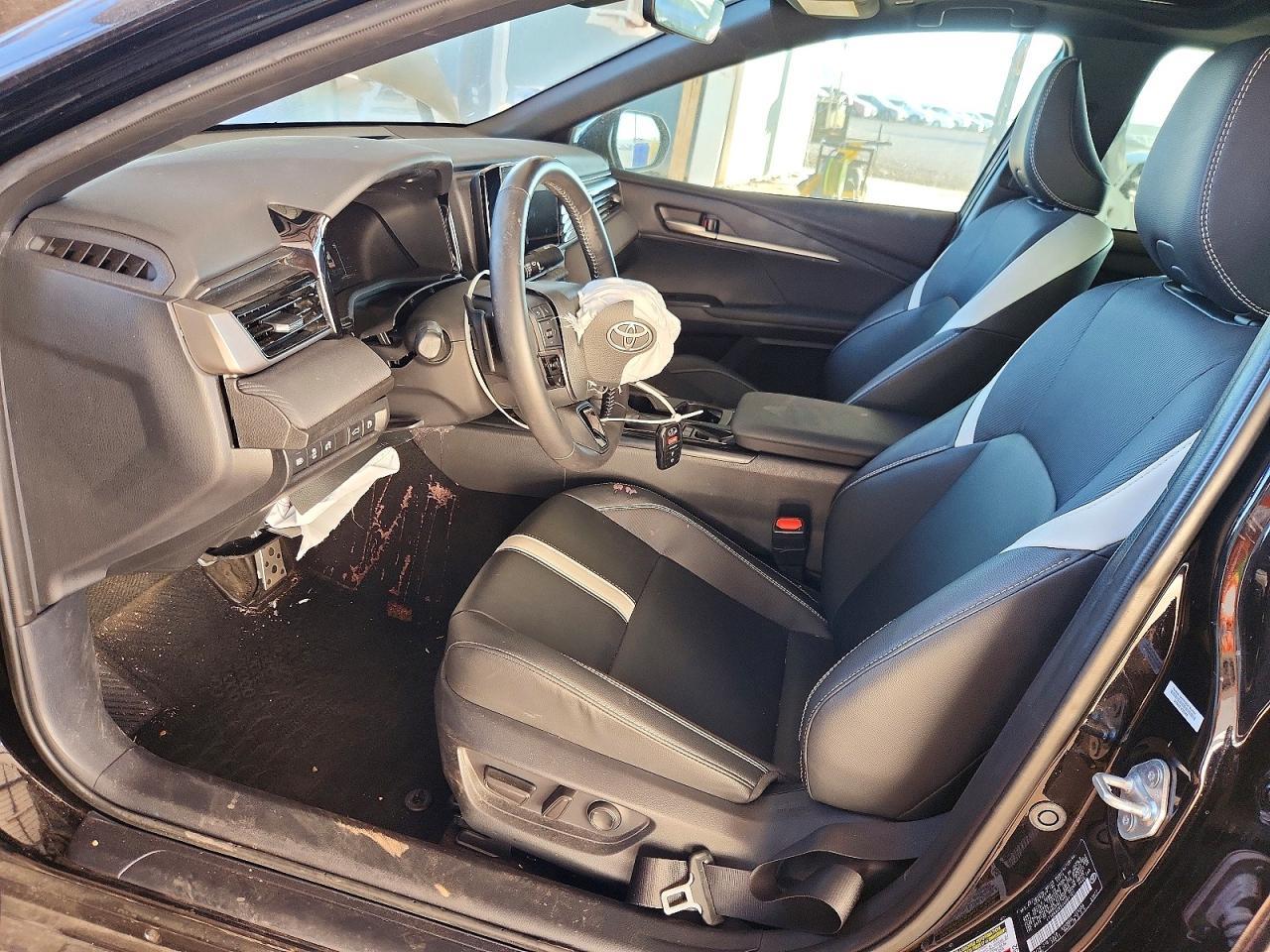 2025 Toyota Camry Se - zdjęcie 7