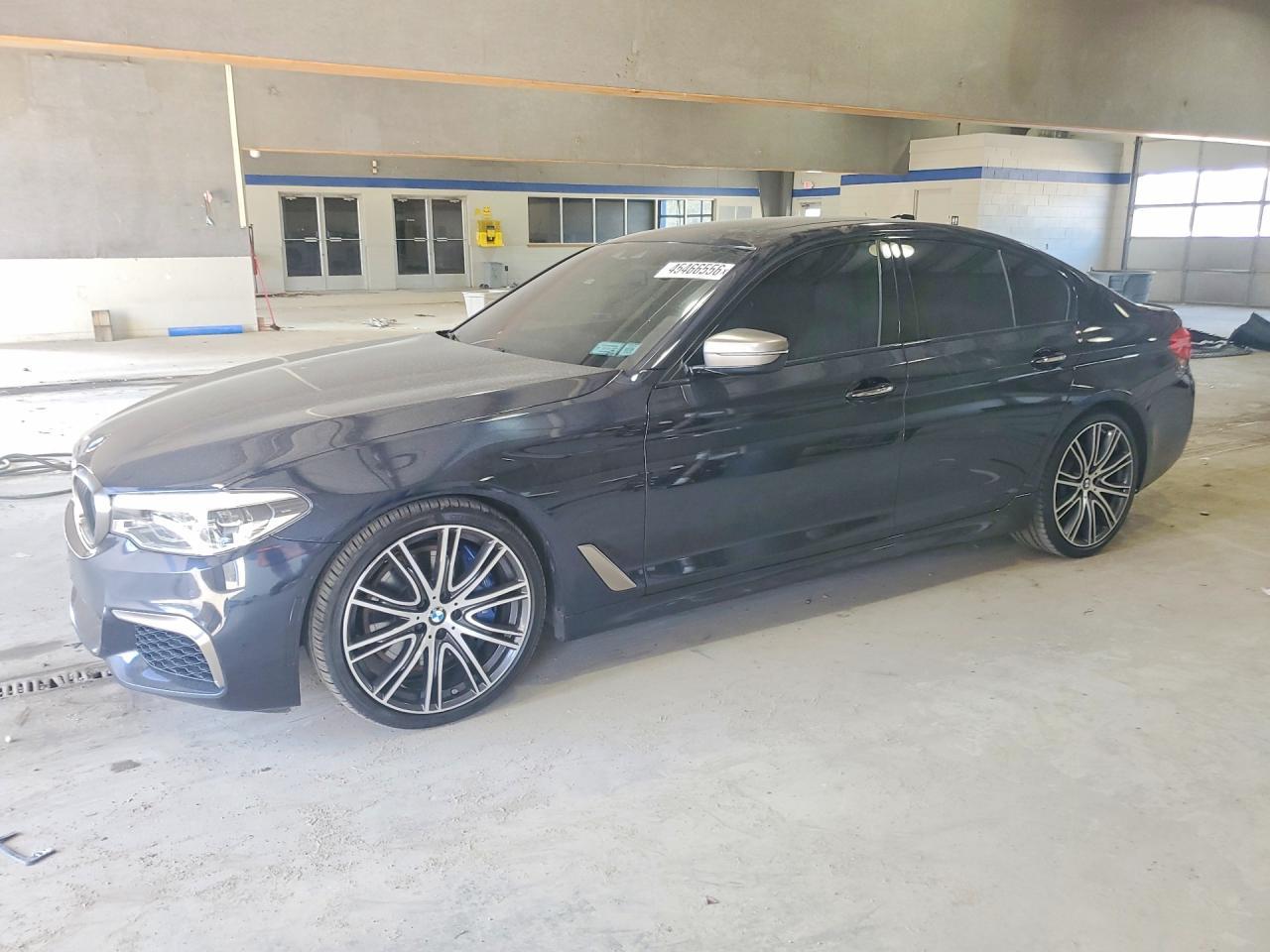 2018 BMW M550Xi - zdjęcie główne