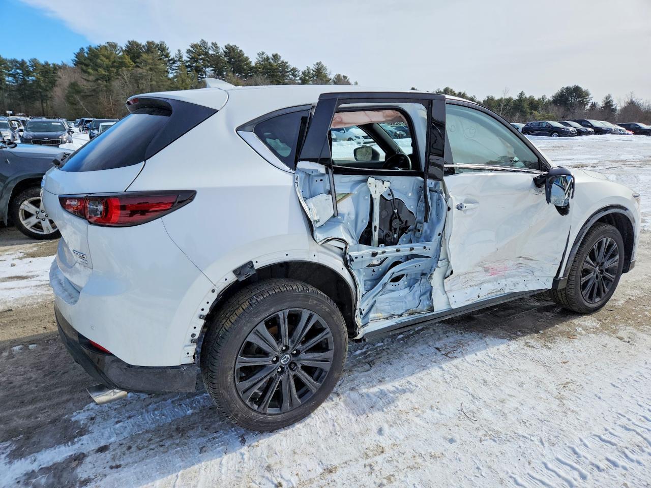 2025 Mazda Cx-5 Premium - zdjęcie 3