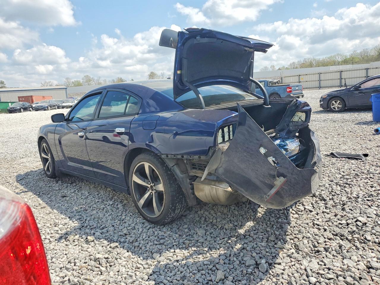 2014 Dodge Charger Sxt - zdjęcie 2