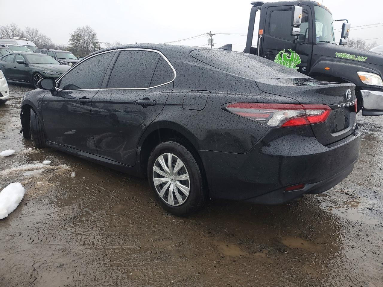 2022 Toyota Camry Hybrid Le - zdjęcie 3