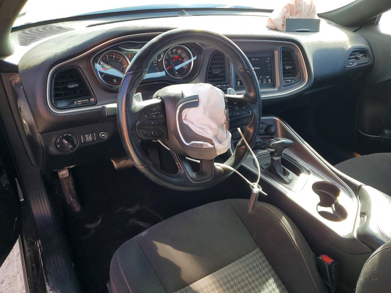2022 Dodge Challenger Gt - zdjęcie 8