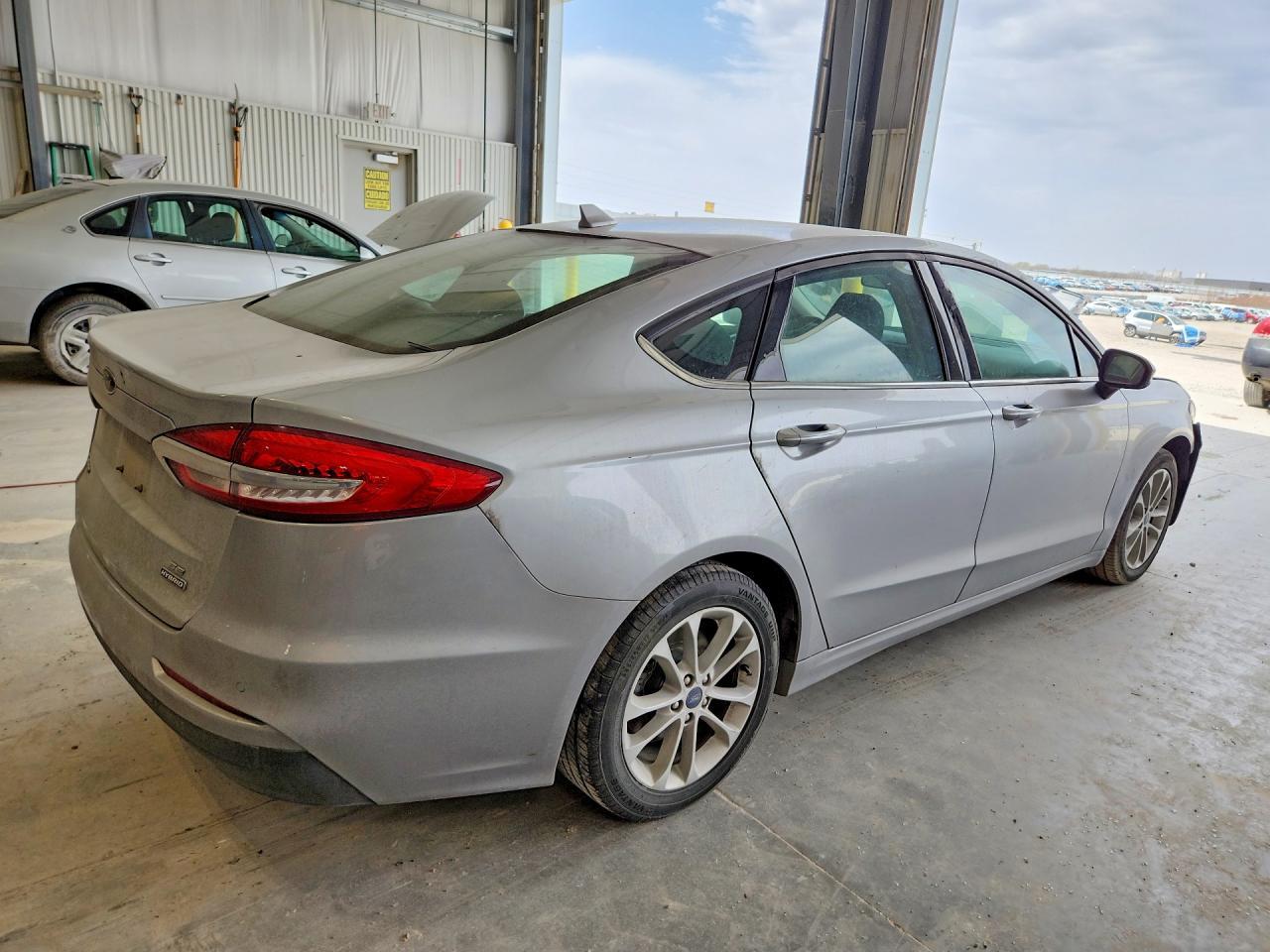 2020 Ford Fusion Se - zdjęcie 3