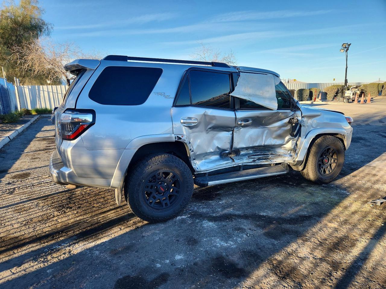 2021 Toyota 4Runner Trd Off-Road Premium - zdjęcie 3