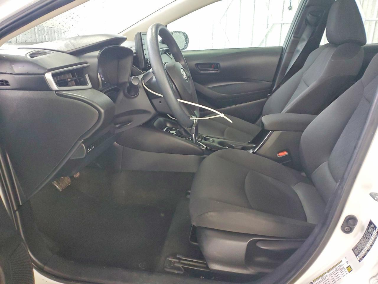 2022 Toyota Corolla Le - zdjęcie 7