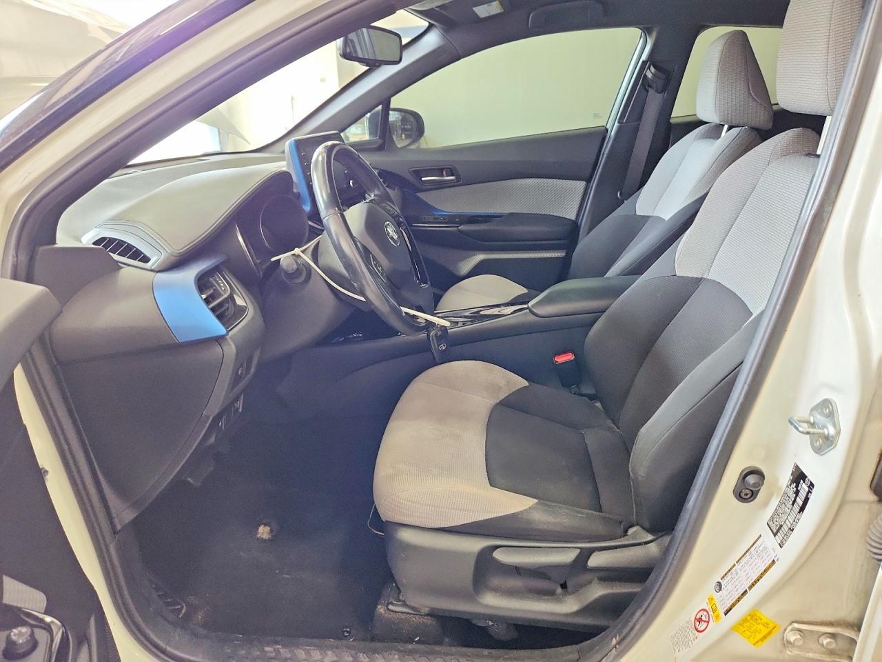 2019 Toyota C-Hr Xle - zdjęcie 7