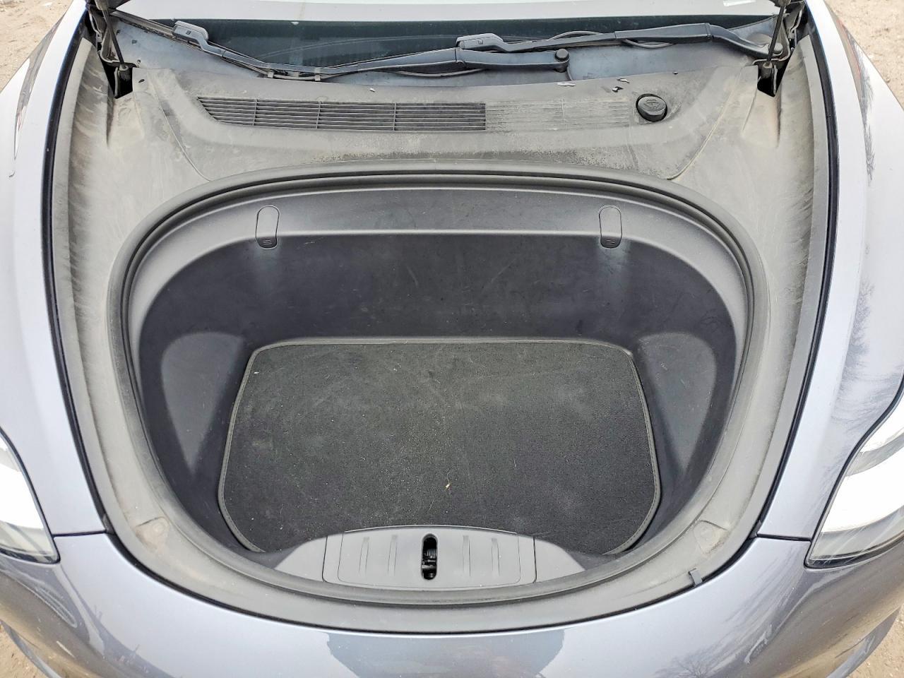 2019 Tesla Model 3 - zdjęcie 11