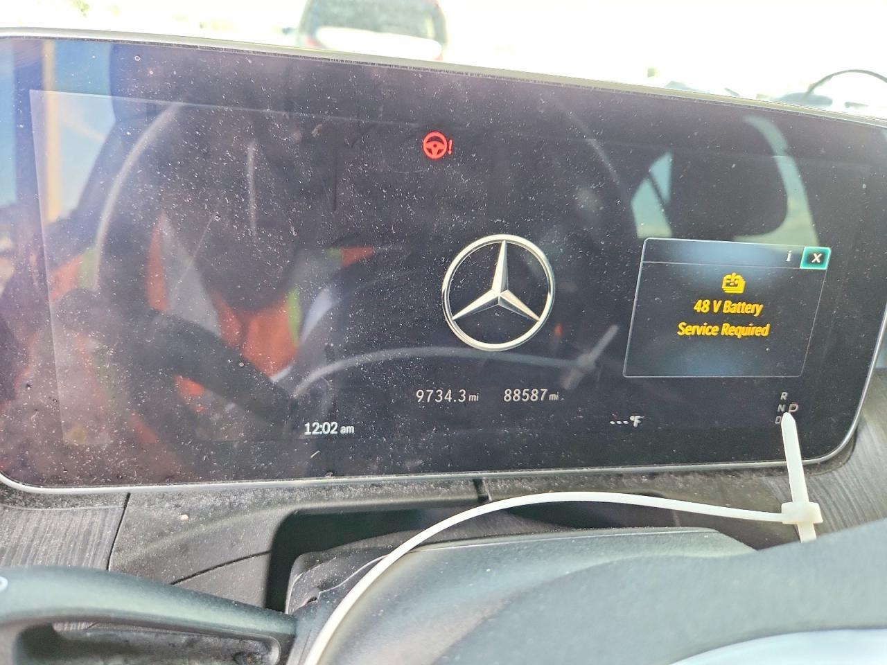 2022 Mercedes-Benz C 300 - zdjęcie 9