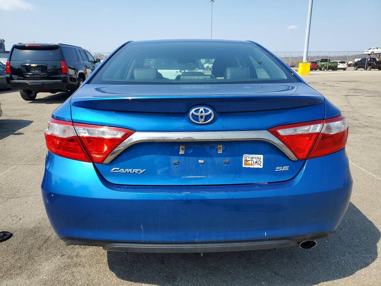 2017 Toyota Camry Se - zdjęcie 6