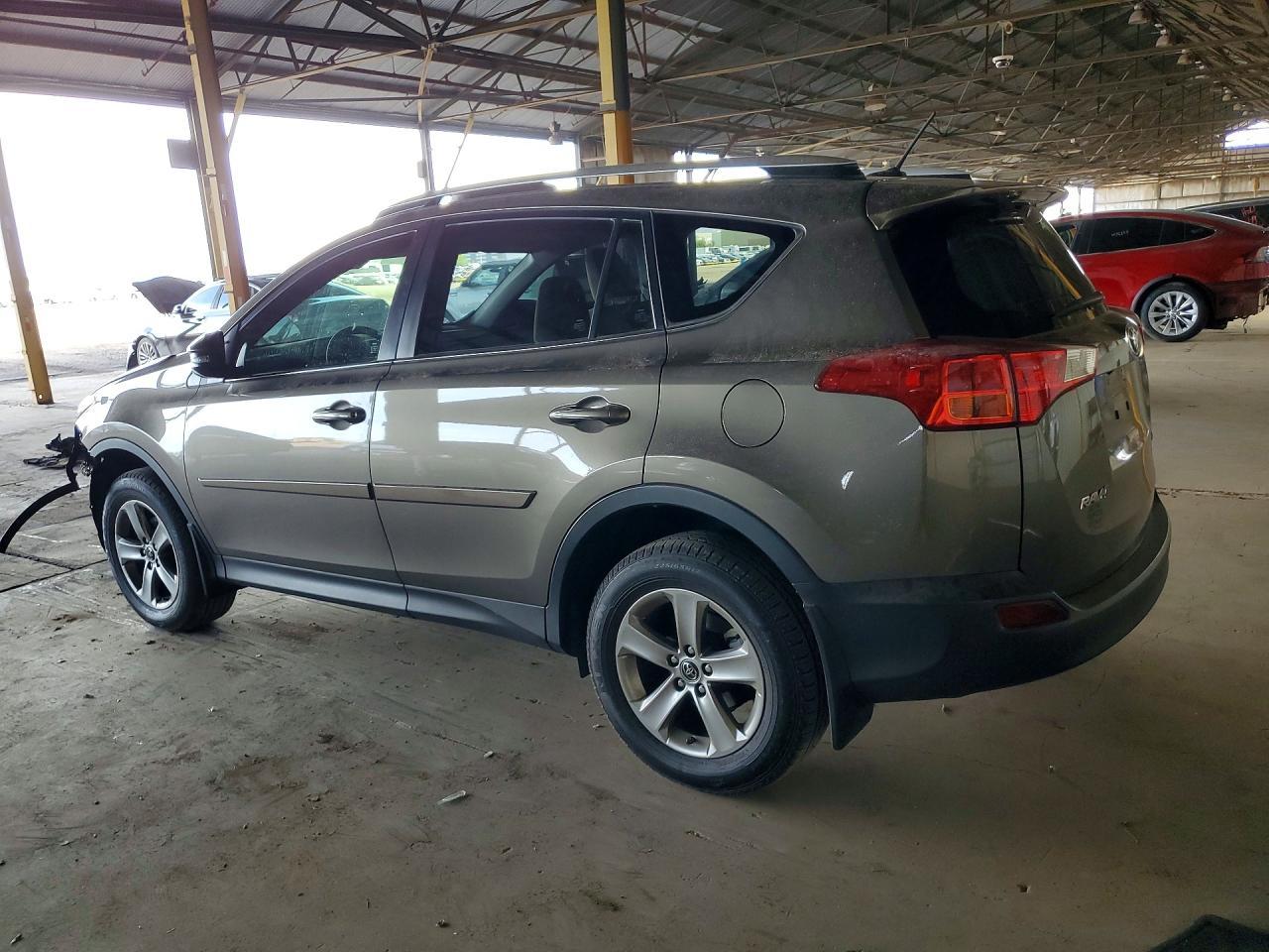 2015 Toyota Rav4 Xle - zdjęcie 2