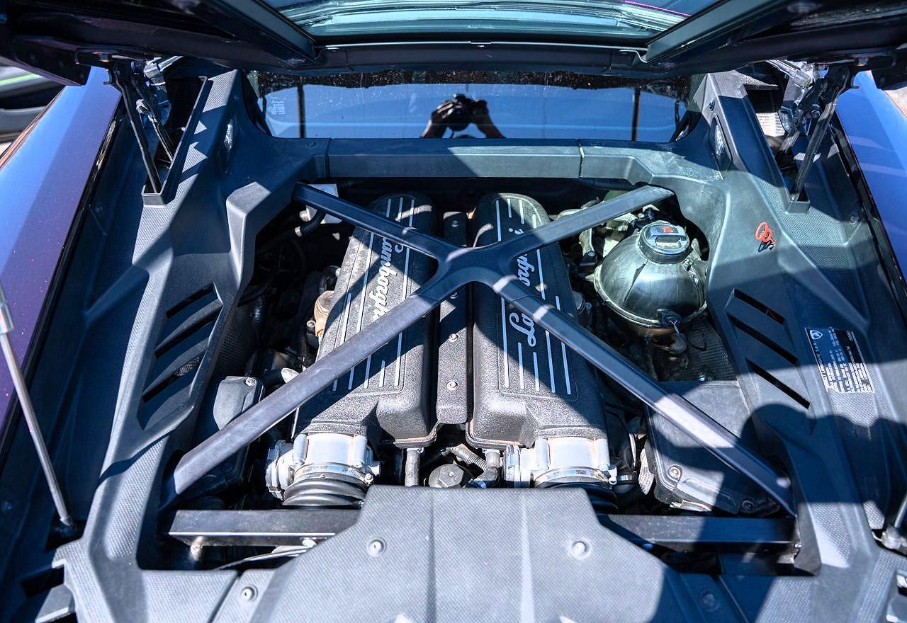 2020 Lamborghini Huracan Evo - zdjęcie 7