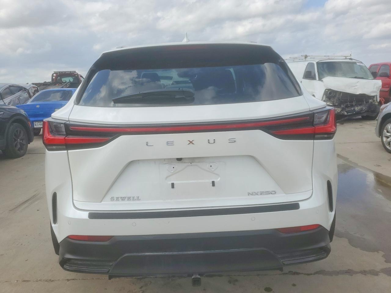 2025 Lexus Nx 250 Premium - zdjęcie 6