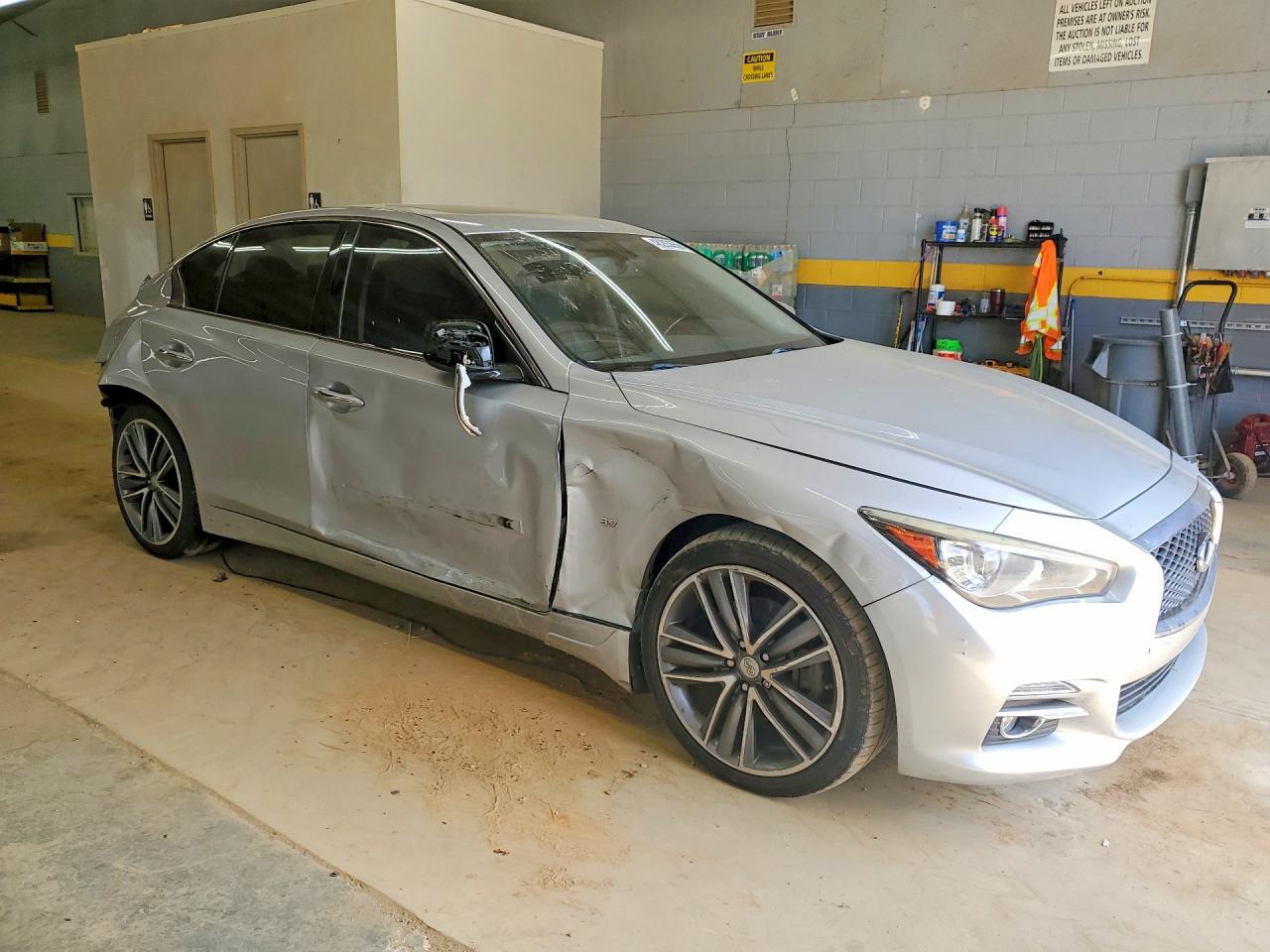 2015 Infiniti Q50 Premium - zdjęcie 4