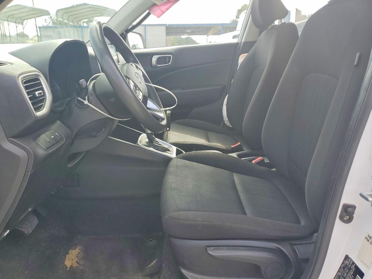 2021 Hyundai Venue Se - zdjęcie 7