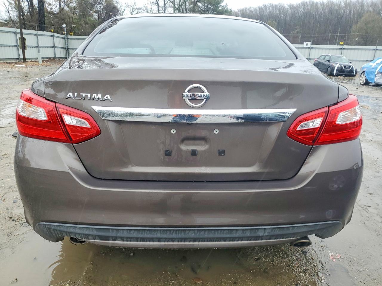 2016 Nissan Altima - zdjęcie 6
