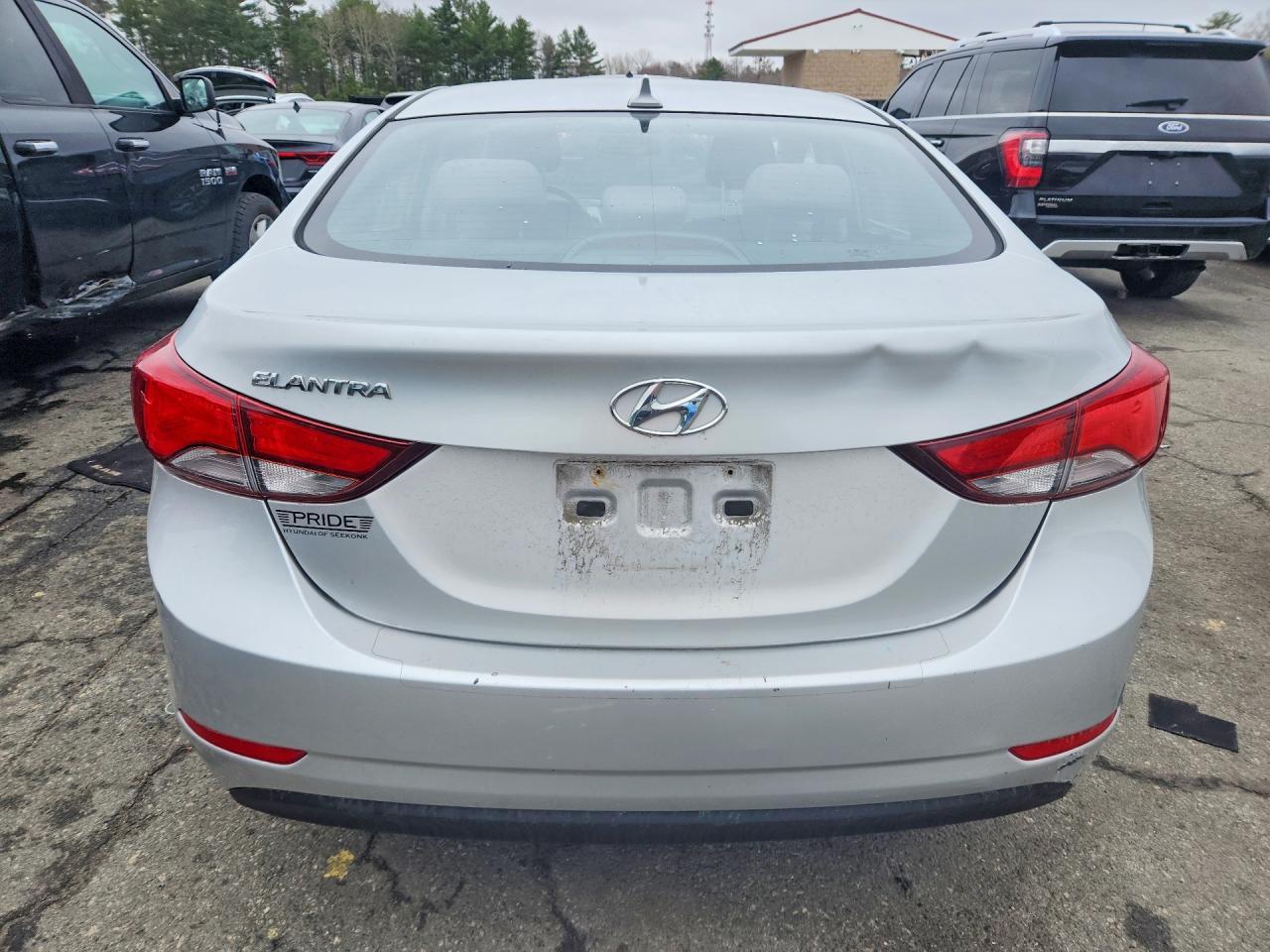 2016 Hyundai Elantra Se - zdjęcie 6