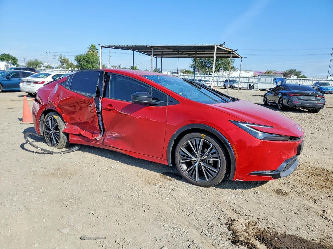 2023 Toyota Prius Xle - zdjęcie 4