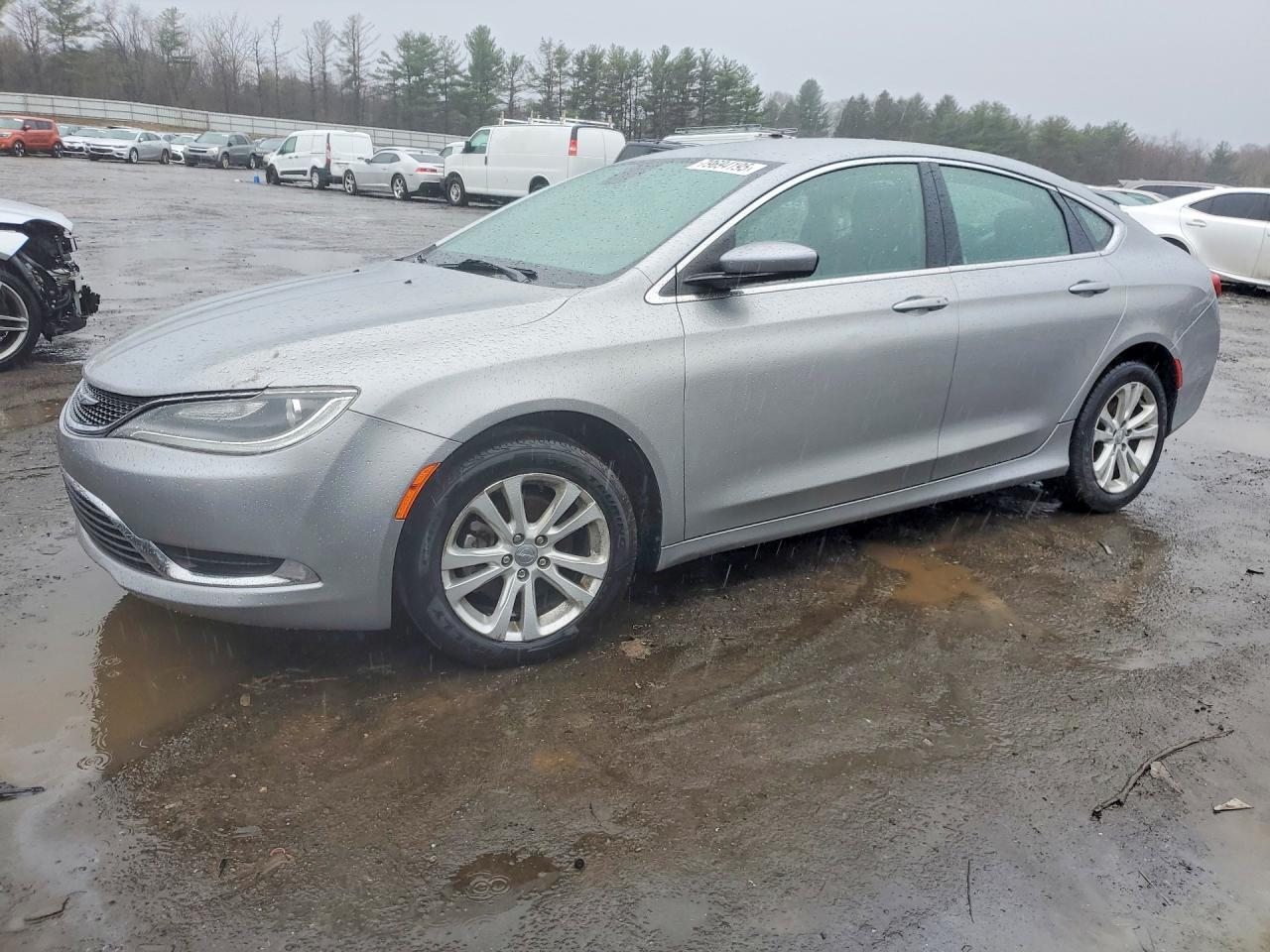 2015 Chrysler 200 Limited - zdjęcie główne