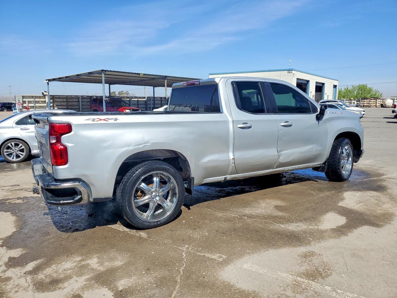 2020 Chevrolet Silverado K1500 Lt - zdjęcie 3