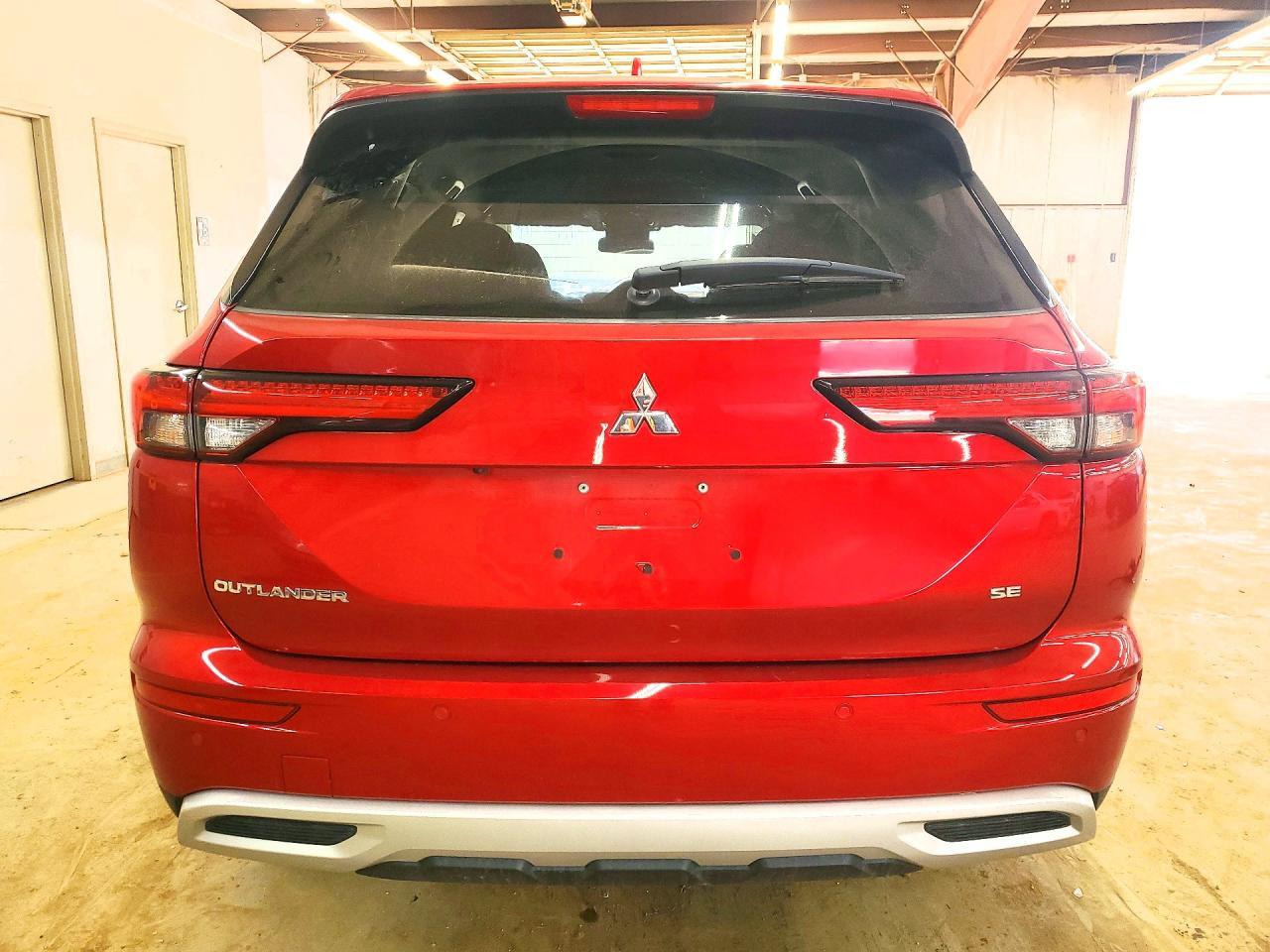 2024 Mitsubishi Outlander Se - zdjęcie 6