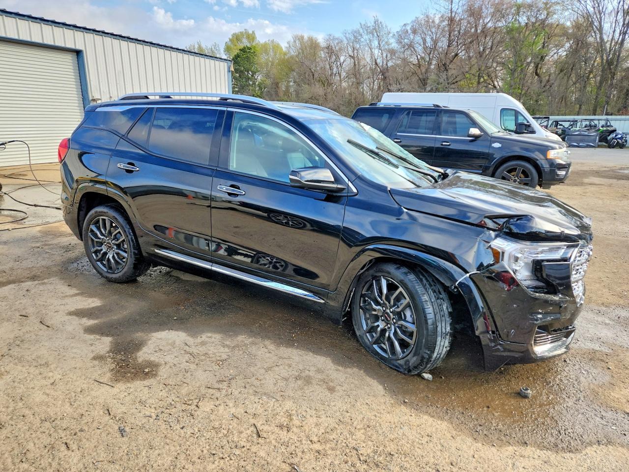 2022 GMC Terrain Denali - zdjęcie 4