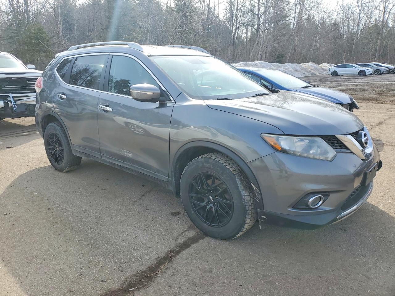 2015 Nissan Rogue S - zdjęcie 4