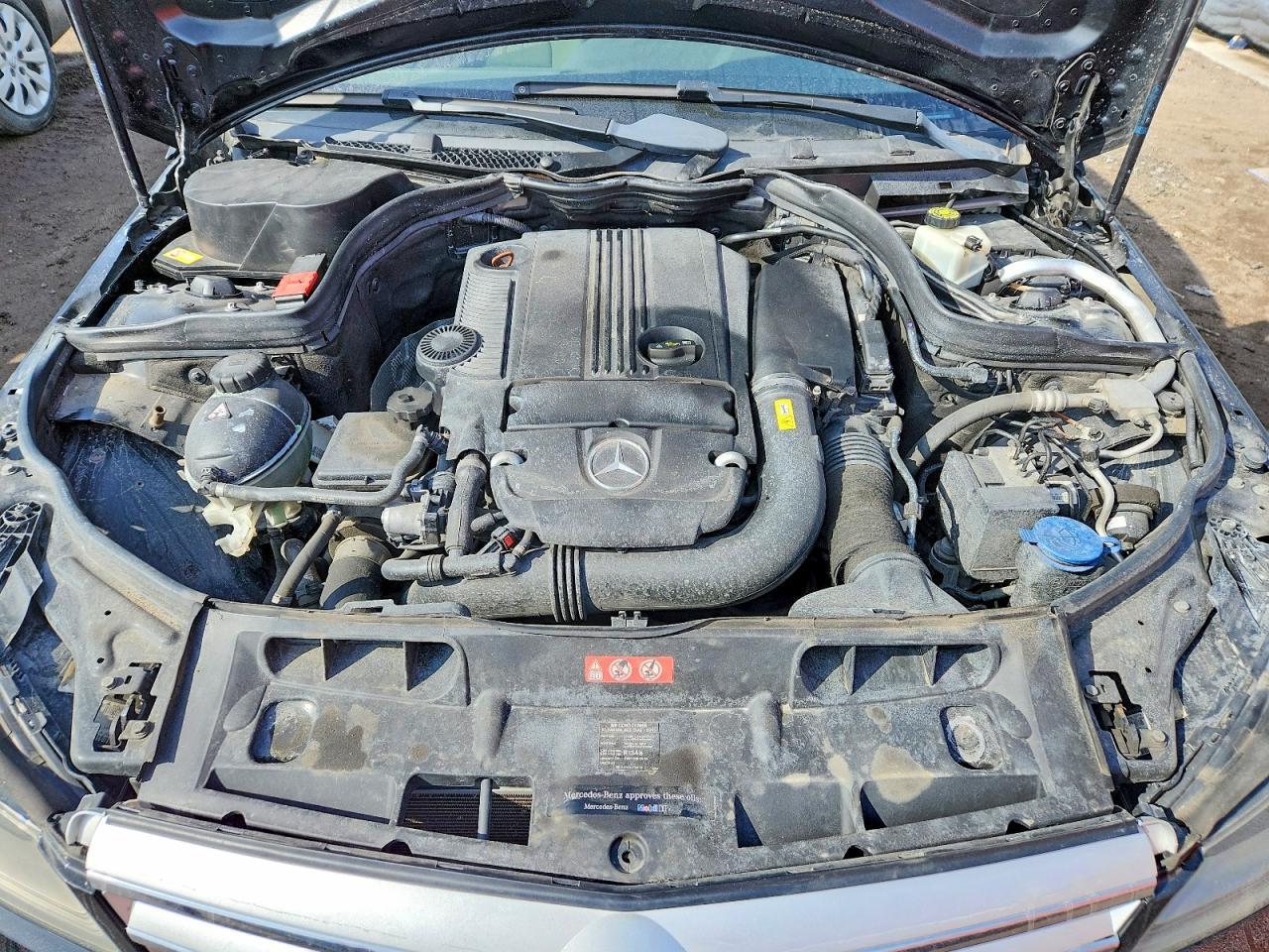 2014 Mercedes-Benz C 250 - zdjęcie 11