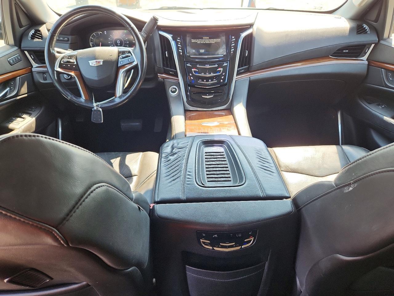 2018 Cadillac Escalade Esv Luxury - zdjęcie 8