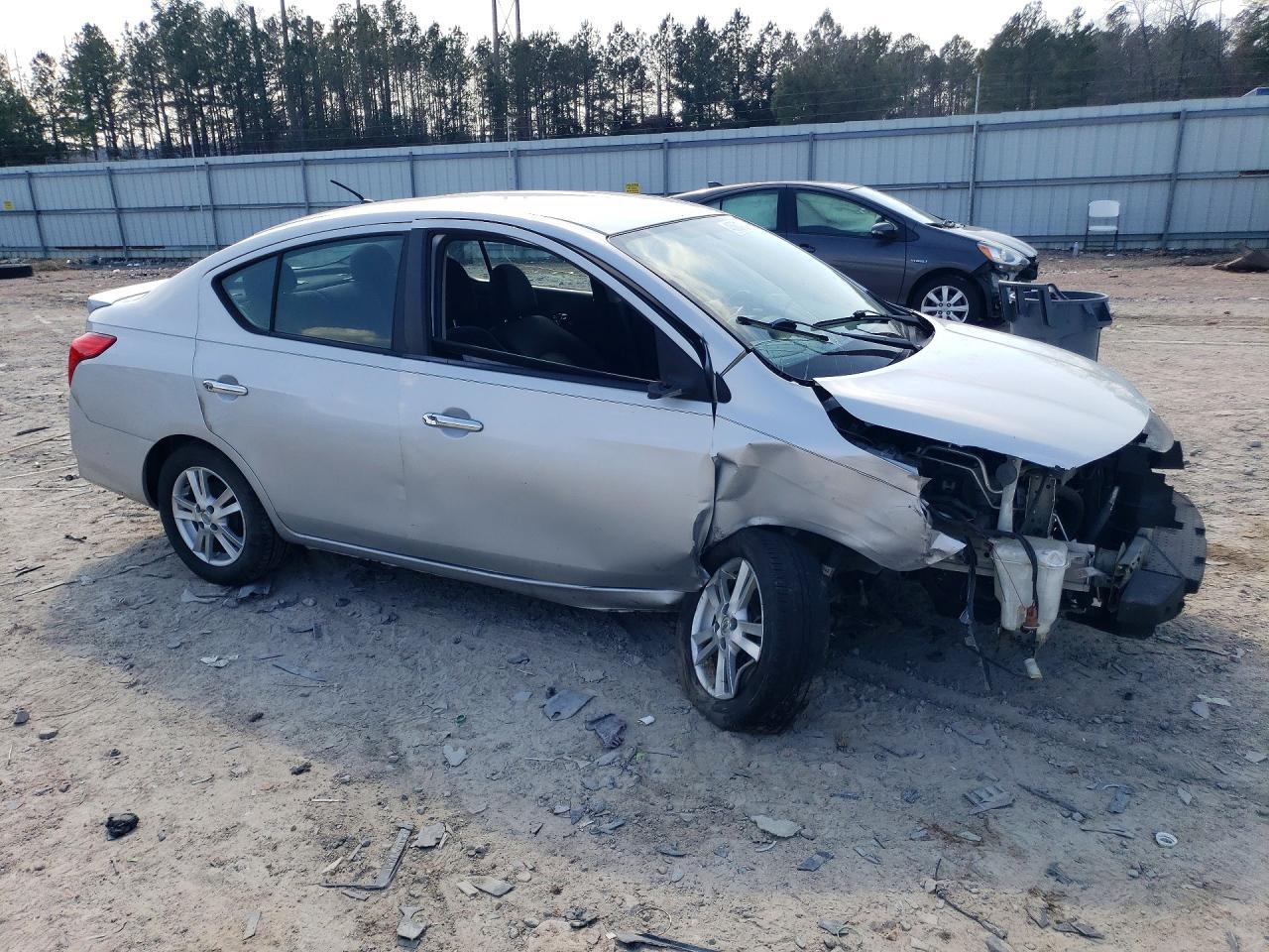 2015 Nissan Versa 1.6 Sv - zdjęcie 4
