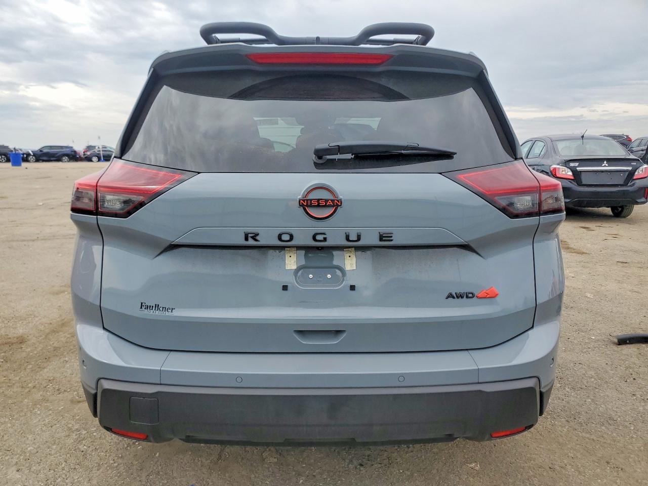 2026 Nissan Rogue Rock Creek - zdjęcie 6