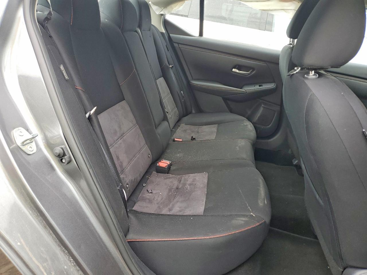 2025 Nissan Sentra Sr - zdjęcie 10