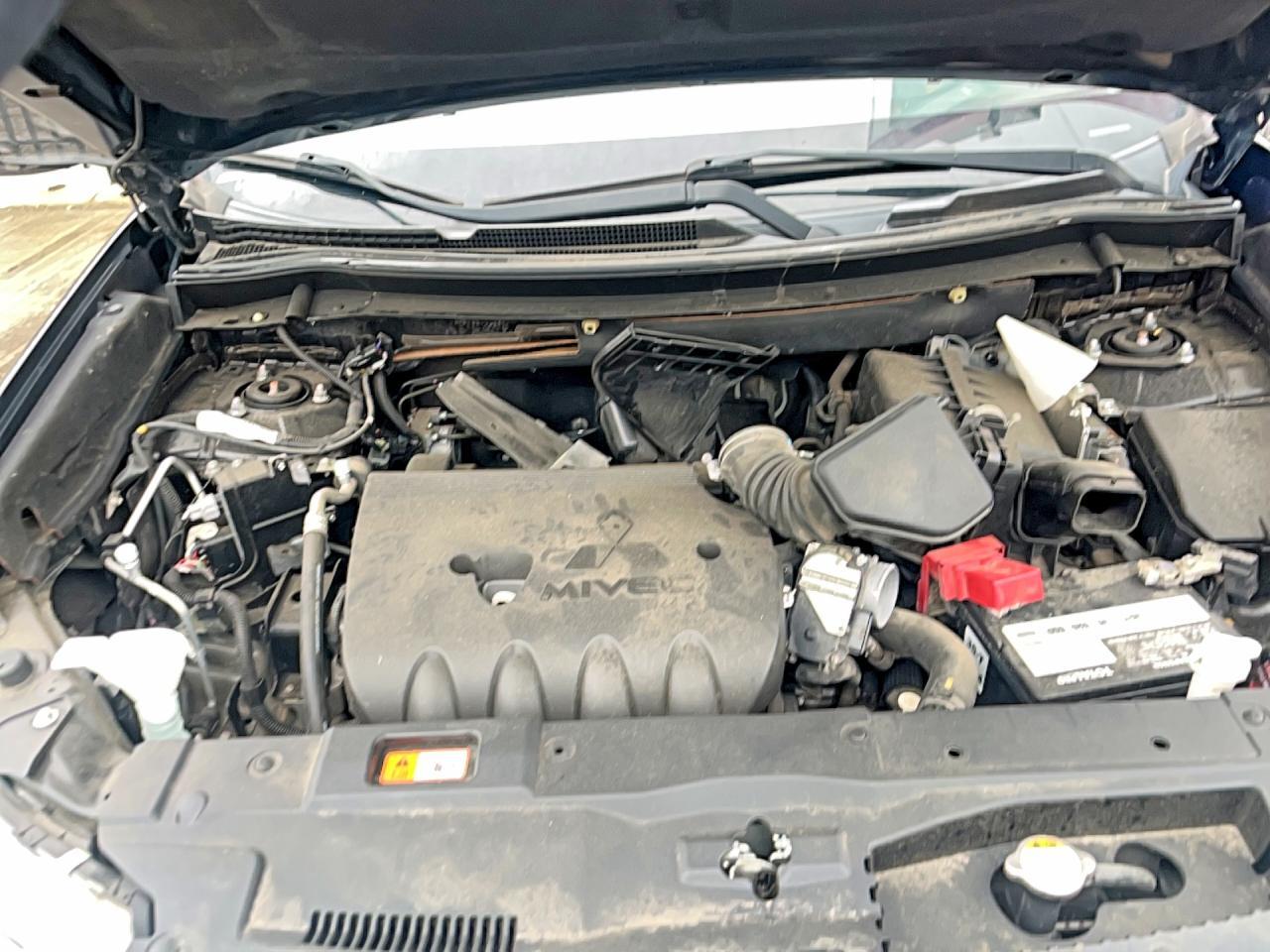 2016 Mitsubishi Outlander Se - zdjęcie 7