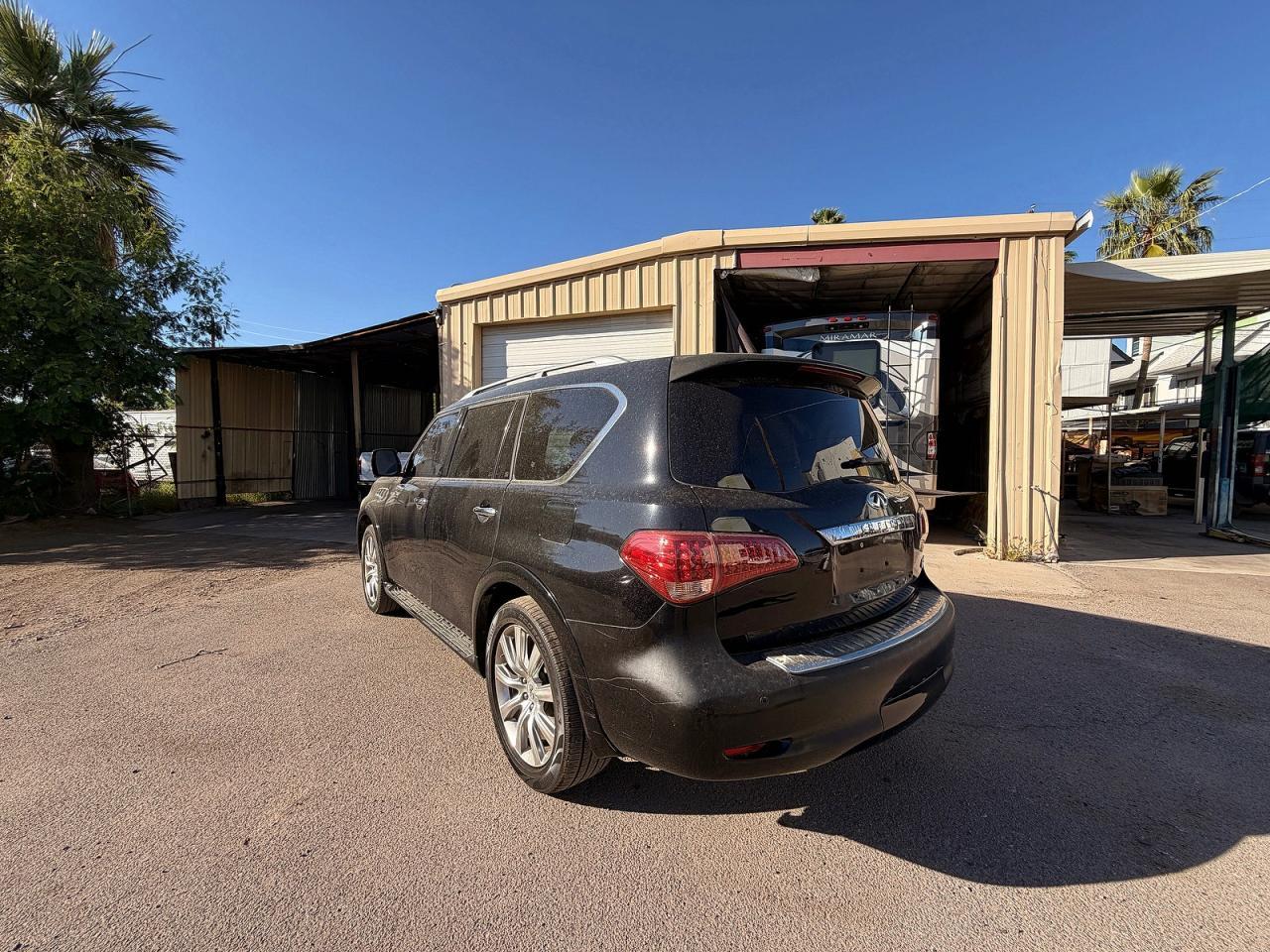 2013 Infiniti Qx56 Base - zdjęcie 3