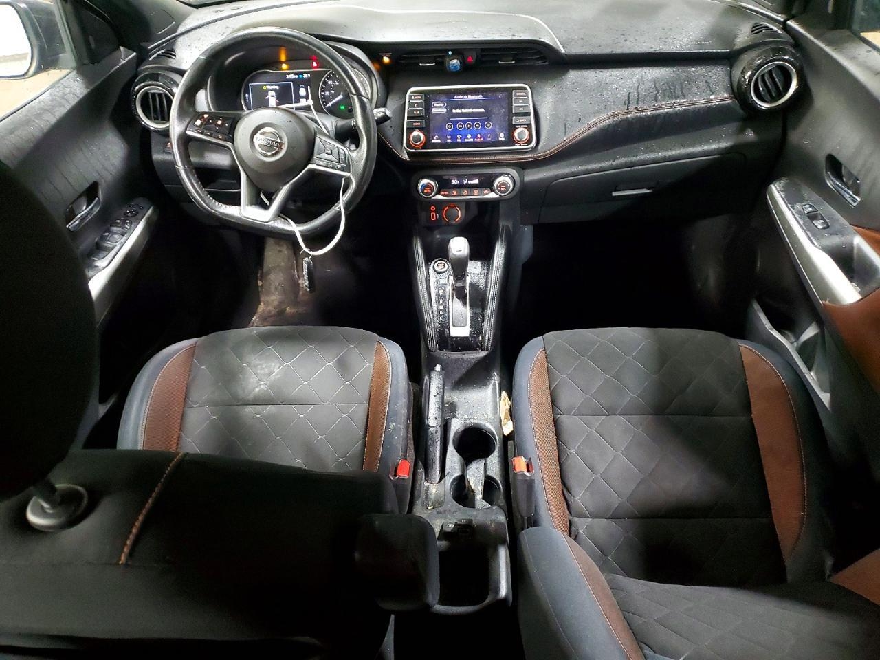 2018 Nissan Kicks Sr - zdjęcie 8