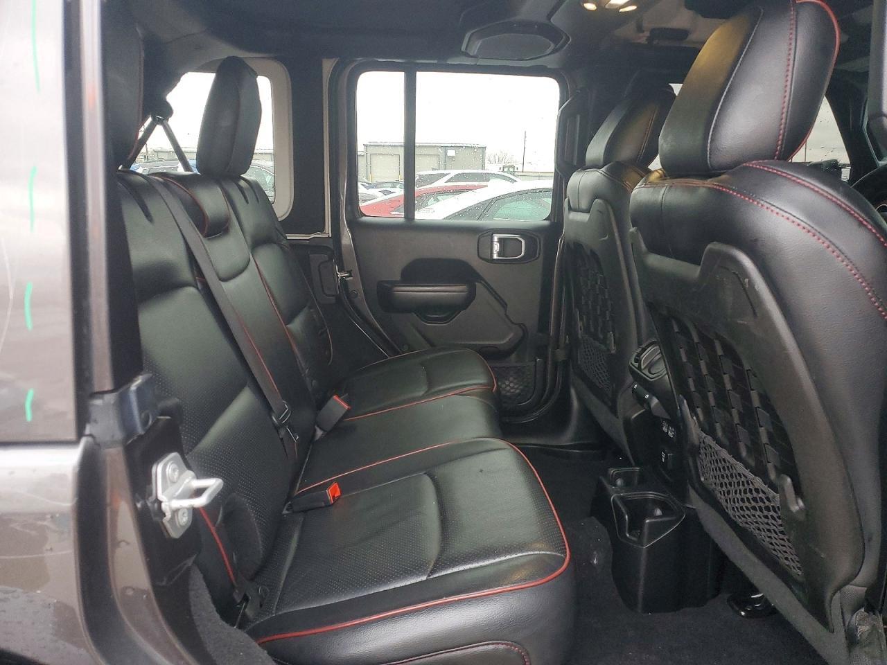 2019 Jeep Wrangler Unlimited Rubicon - zdjęcie 11