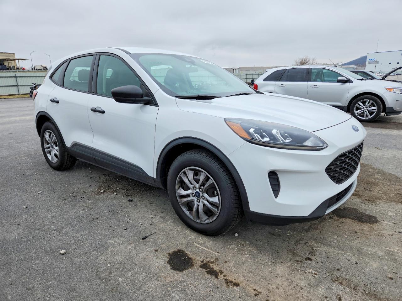 2020 Ford Escape S - zdjęcie 4
