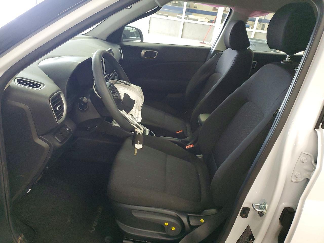 2025 Hyundai Venue Se - zdjęcie 7