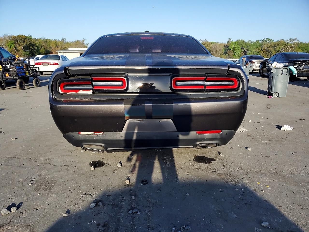 2016 Dodge Challenger Sxt - zdjęcie 6
