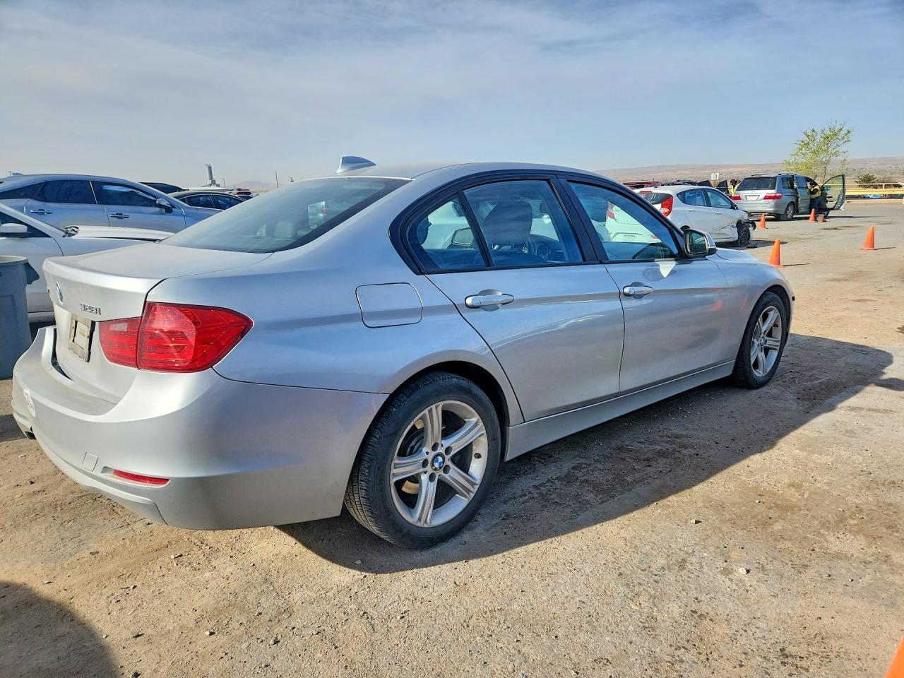 2014 BMW 328 Xi Sulev - zdjęcie 3