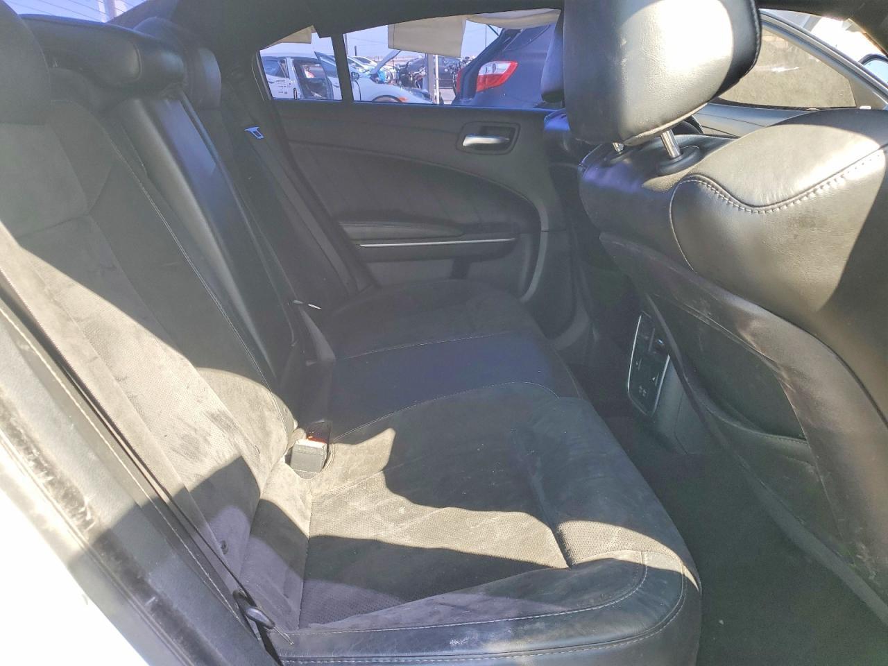 2019 Dodge Charger R - zdjęcie 10