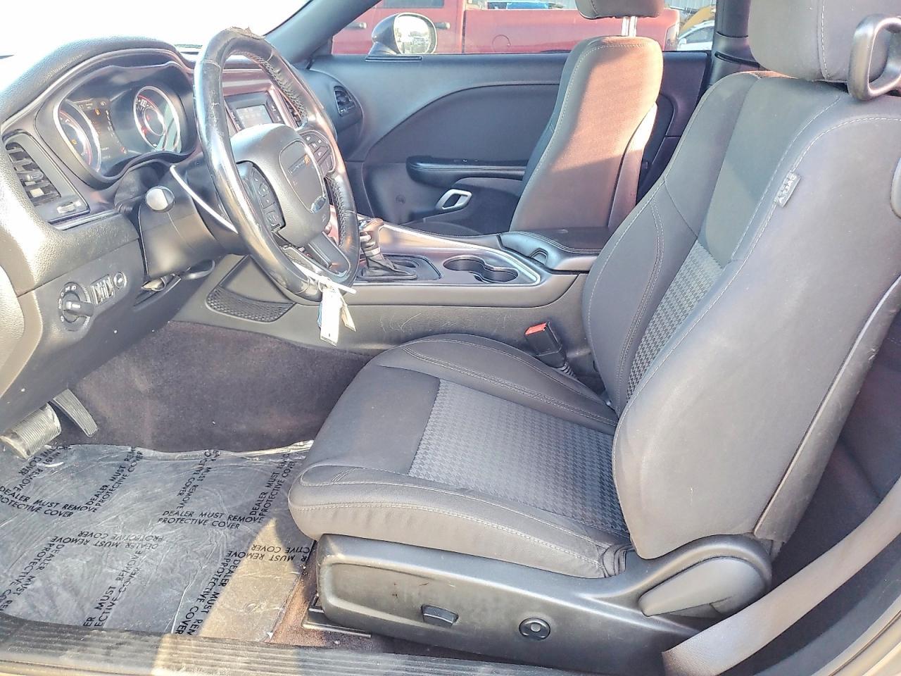 2016 Dodge Challenger Sxt - zdjęcie 7