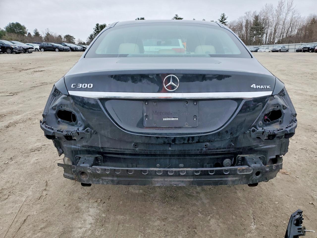 2020 Mercedes-Benz C 300 4Matic - zdjęcie 6