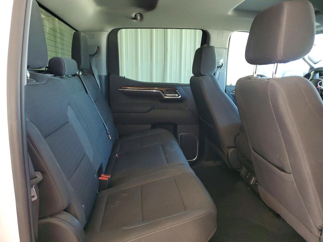 2023 Chevrolet Silverado K1500 Lt - zdjęcie 10