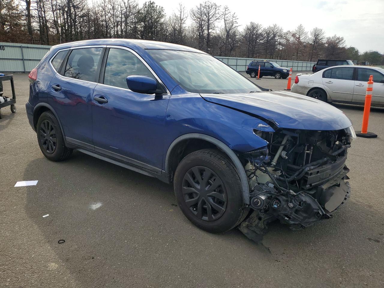 Nissan Rogue - zdjęcie 4