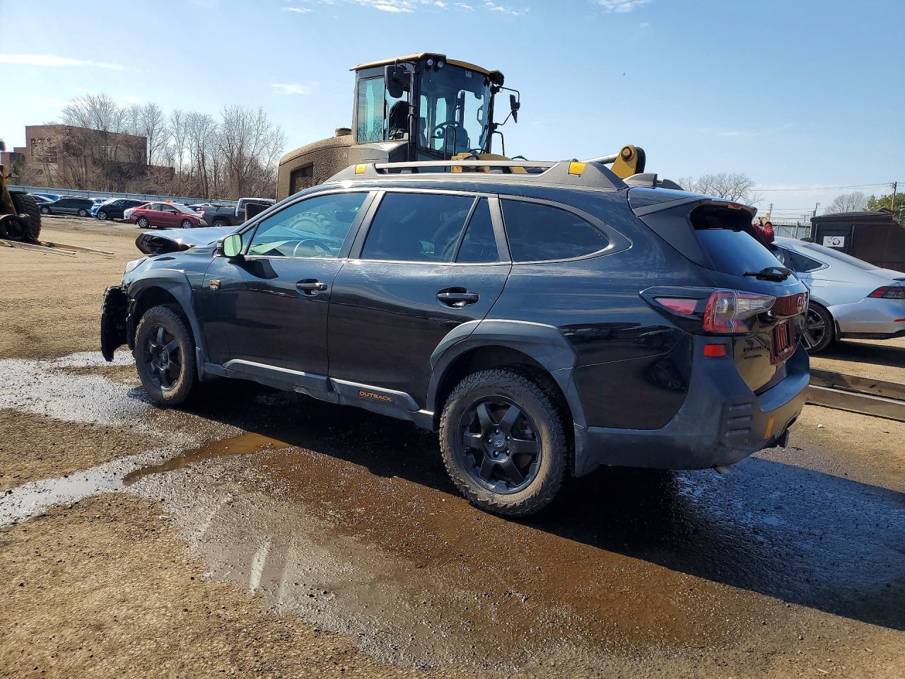 2022 Subaru Outback Wilderness - zdjęcie 2