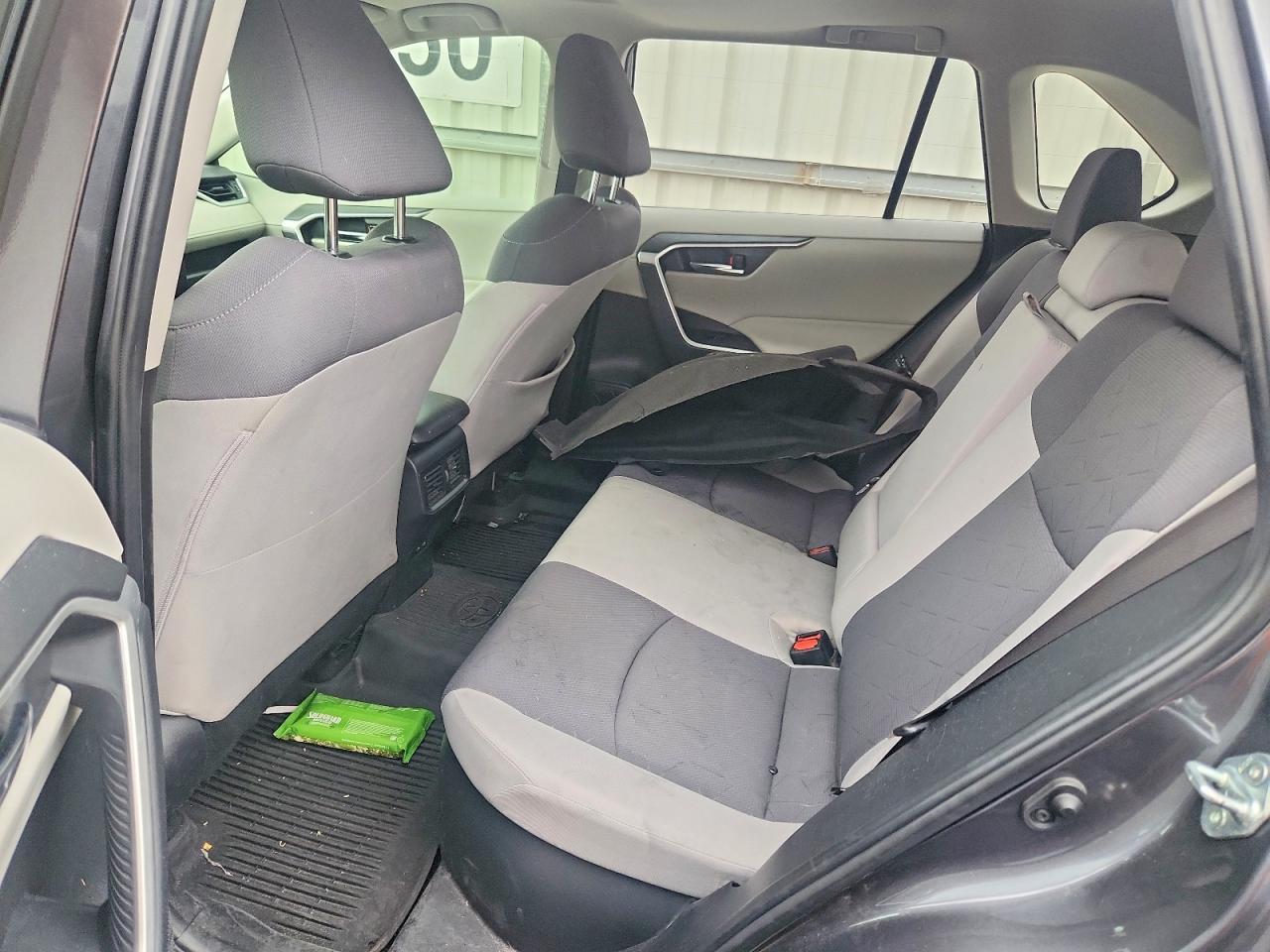 2022 Toyota Rav4 Hybrid Xle - zdjęcie 13