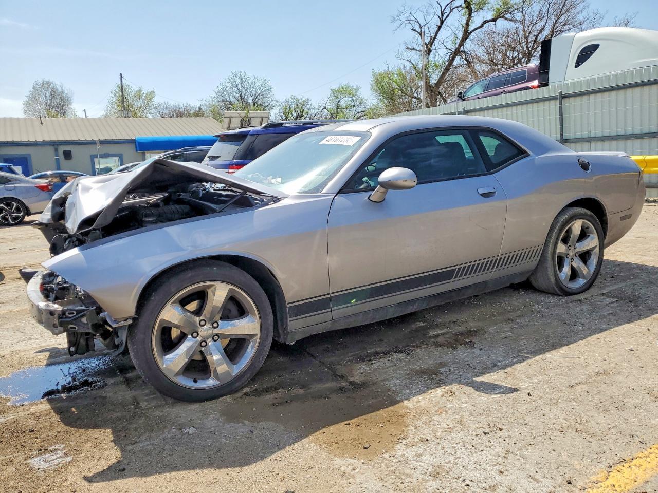 2014 Dodge Challenger Sxt - zdjęcie główne